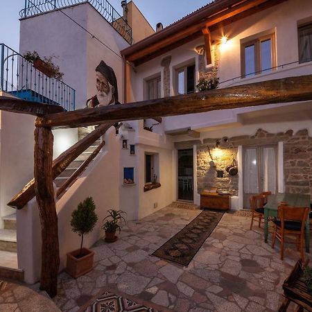 B&B Pascal House Nuoro_Iun E5016 Nuoro  Ngoại thất bức ảnh