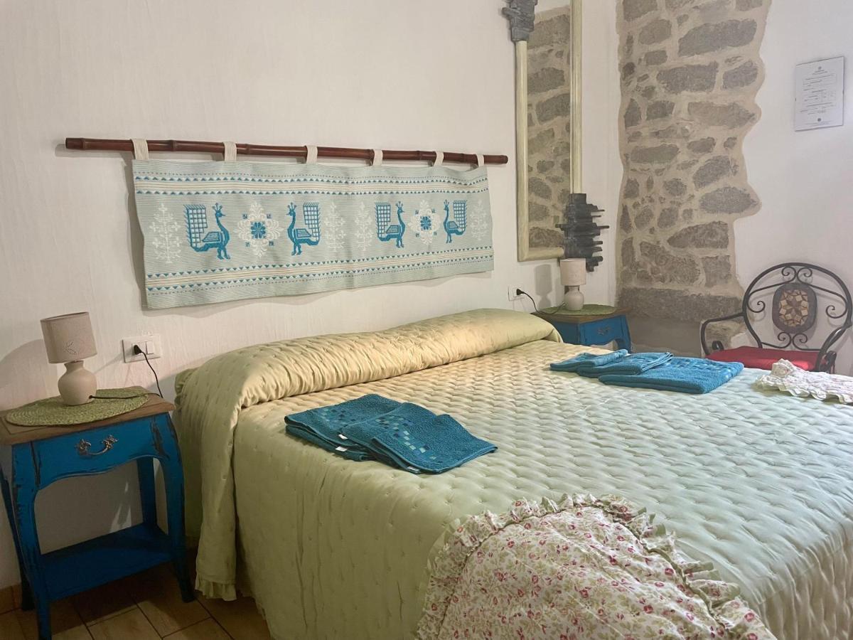 B&B Pascal House Nuoro_Iun E5016 Nuoro  Ngoại thất bức ảnh