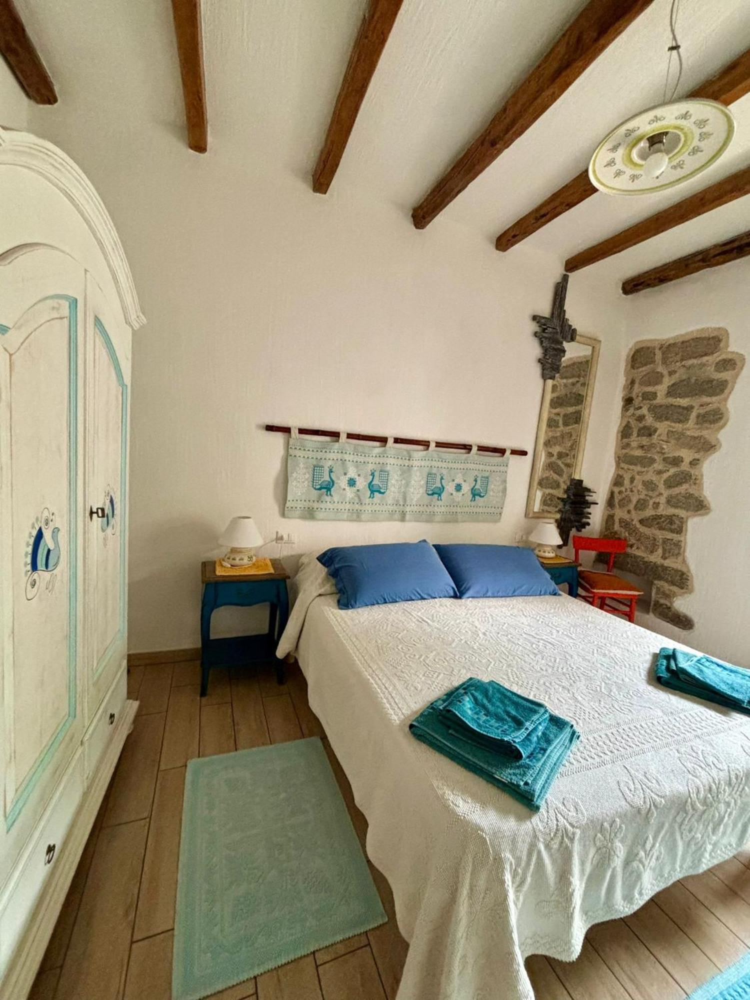 B&B Pascal House Nuoro_Iun E5016 Nuoro  Ngoại thất bức ảnh