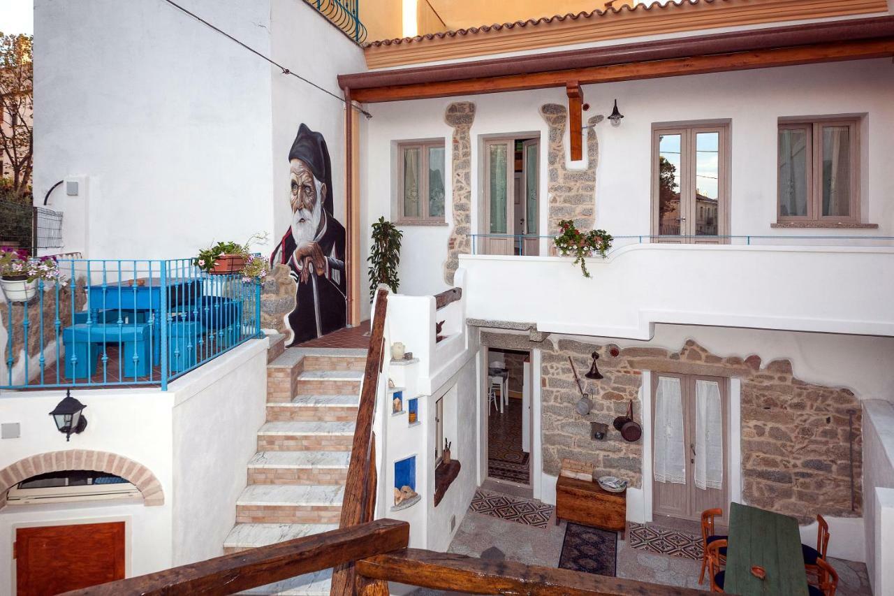 B&B Pascal House Nuoro_Iun E5016 Nuoro  Ngoại thất bức ảnh