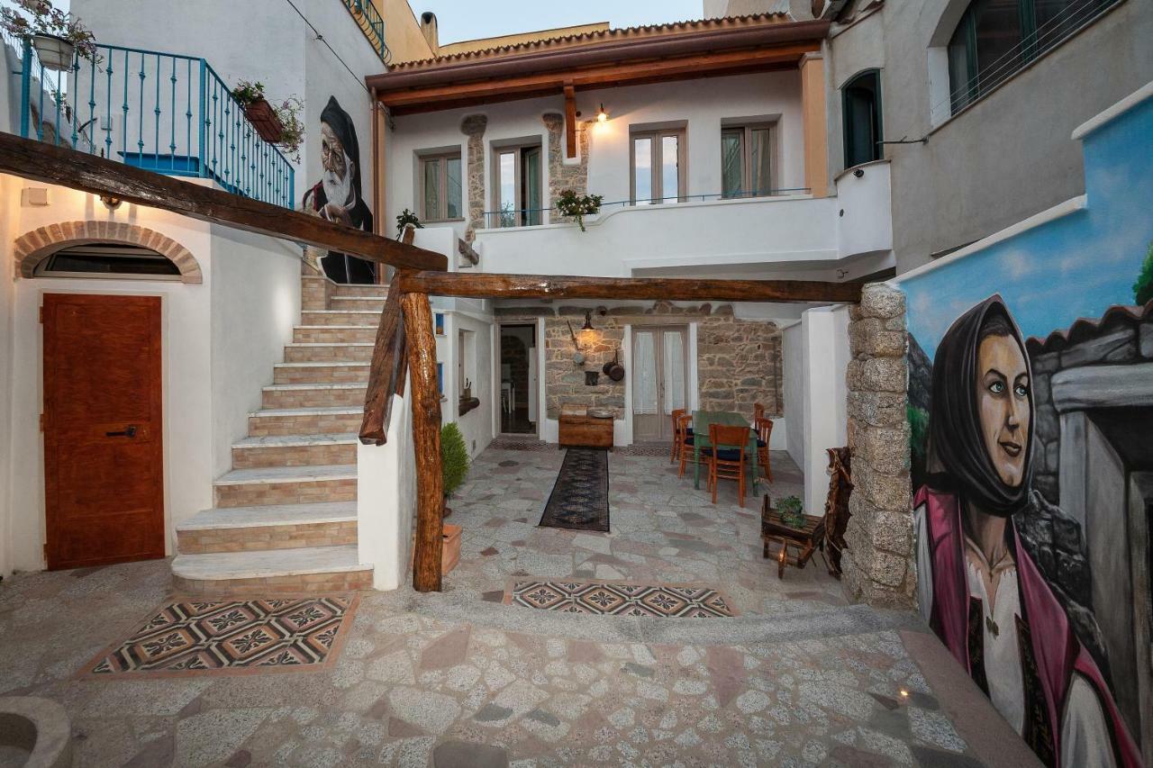 B&B Pascal House Nuoro_Iun E5016 Nuoro  Ngoại thất bức ảnh